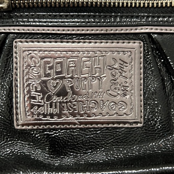 Coach Poppy purse - Picture 2 of 6